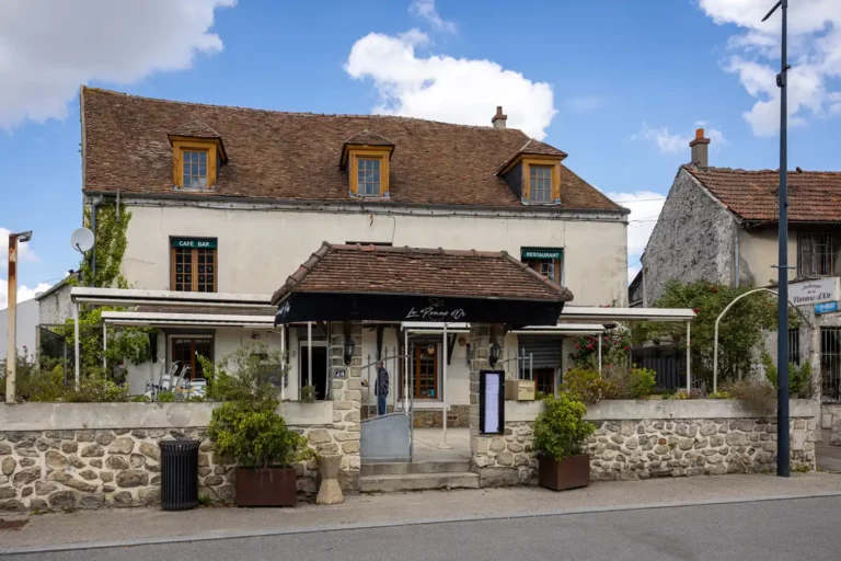 La pomme d_or Le Mesnil-Amelot
