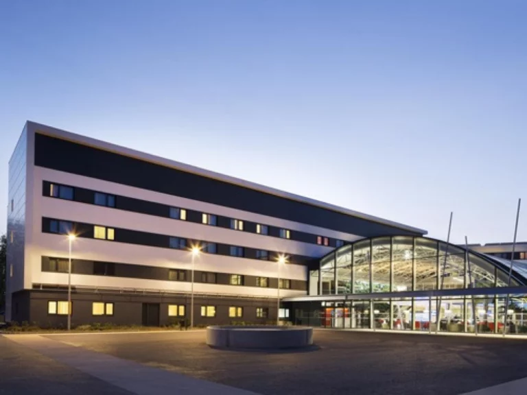 Photo devanture Oceania Paris Roissy CDG
