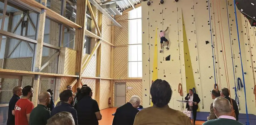 Mur d'escalade